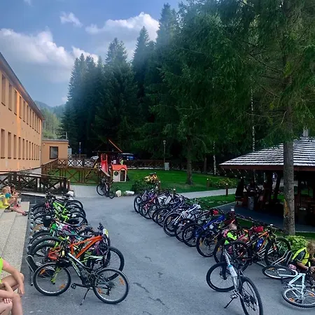 Lopusna Dolina Chaty * Lučivná